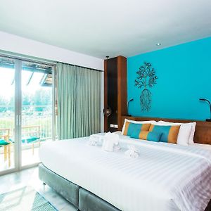 Deluxe Suite Premium